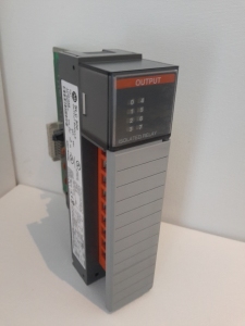1746-OX8 SLC500 output module.