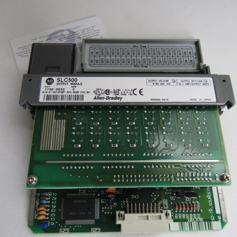 1746-OB32 SLC500 output module DC-source allen bradley