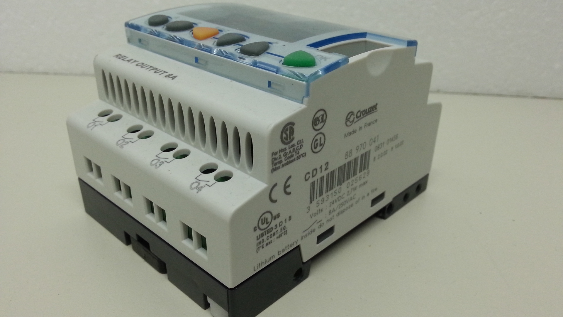 CD12 88970041 crouzet millenium 3  plc unit.