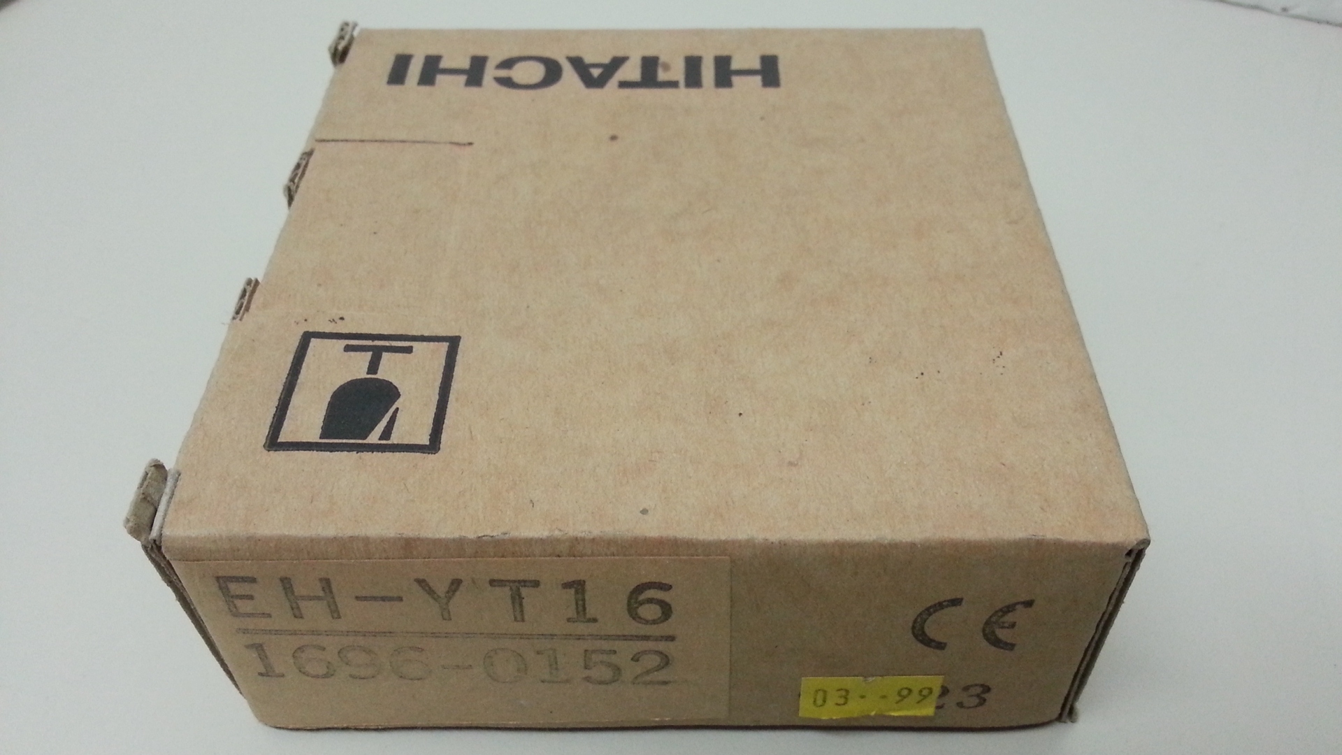 EH-YT16 output module Hitachi EH150 plc.