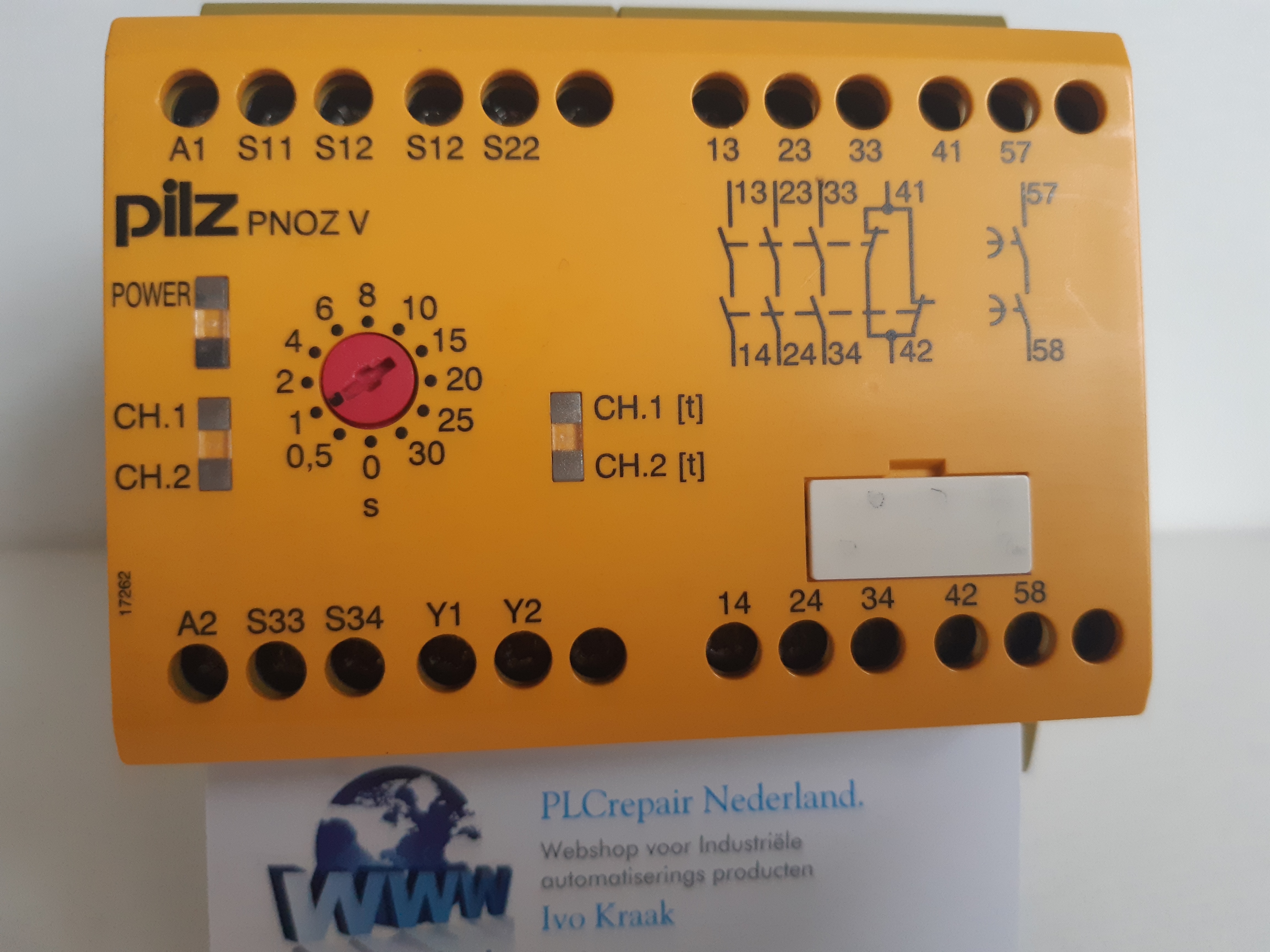 PNOZ V 30s 24VDC Idno 774790  Pilz safety relay