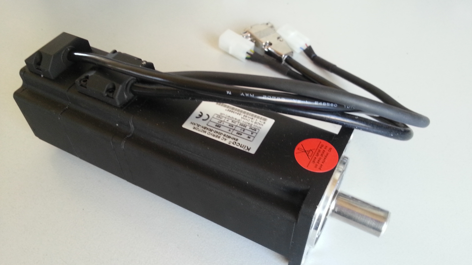 SMH60S-0040-30ABK- 3LKH AC 400W servo motor kinco electric