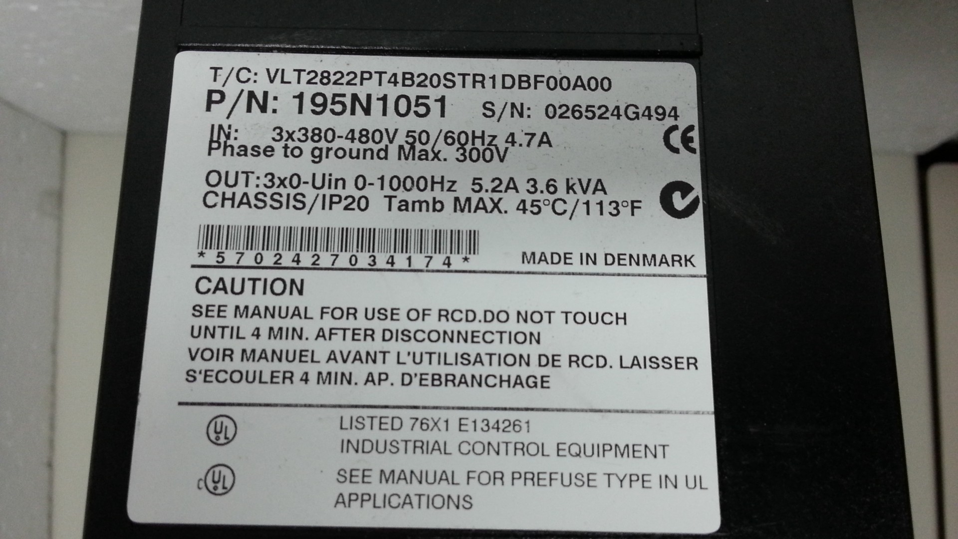 VLT2822PT4B20STR1DBF10A00 PN195N1051 Danfoss vlt